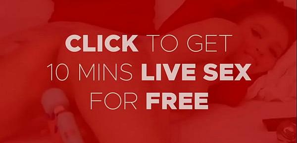  Who is this Redhead in Livejasmin ad